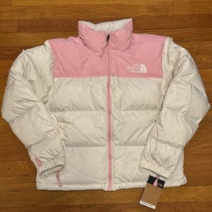 NWT The North Face Women’s 1996 Retro Nuptse Jacket Large White Pink Coat Puffer